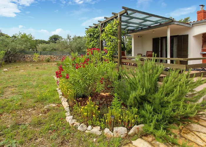 Pet Friendly Home In Rudina
